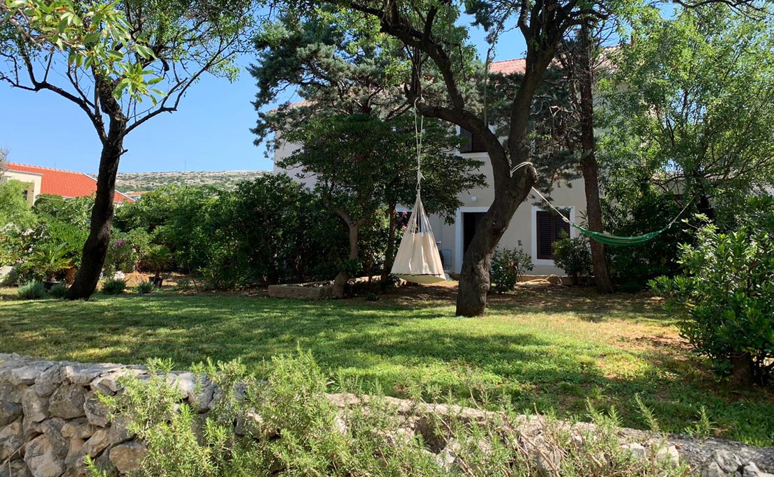 Grosses Garten, ideal fur Familienzeit und erholung.